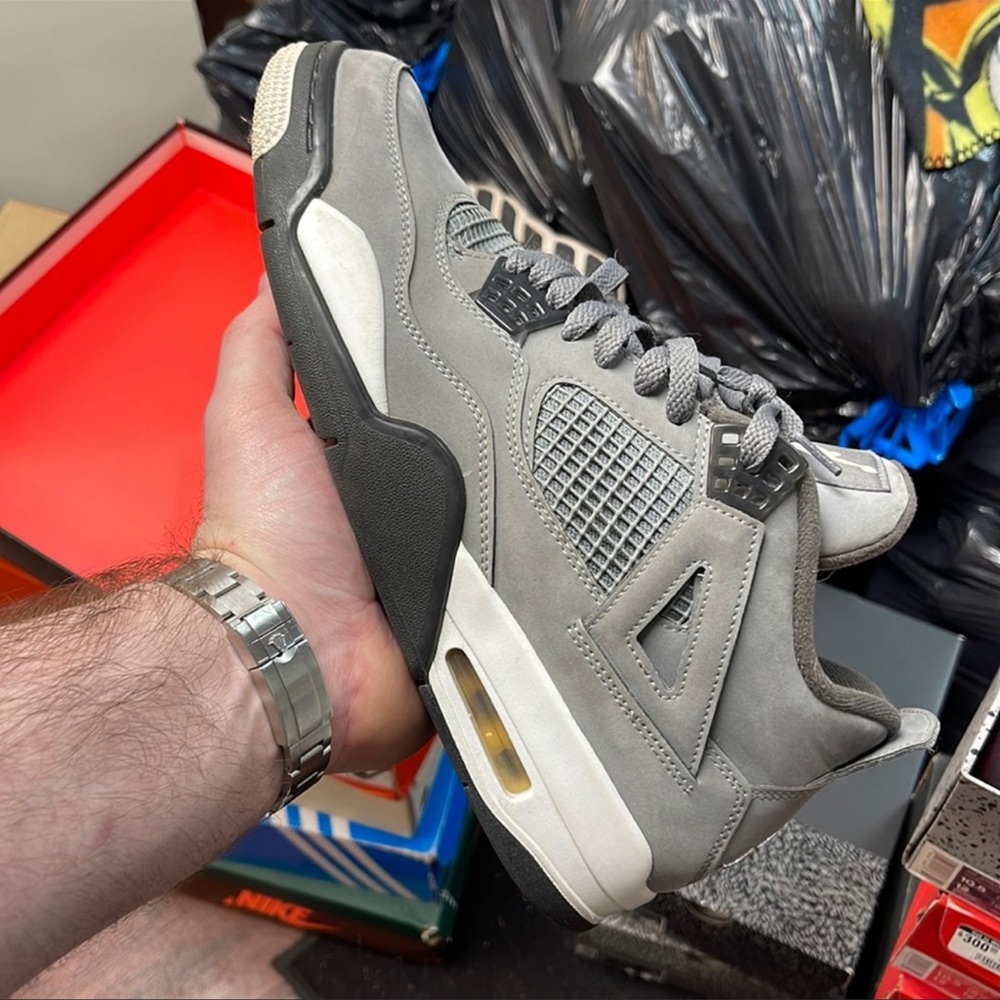 Jordan 4 Cool Grey 10.5